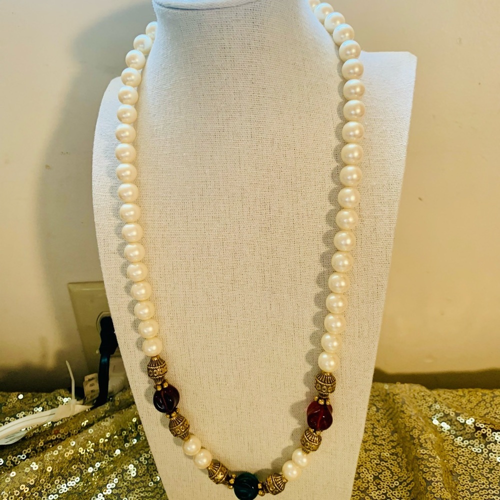 Vintage Faux Pearl Necklace with Gold Accents